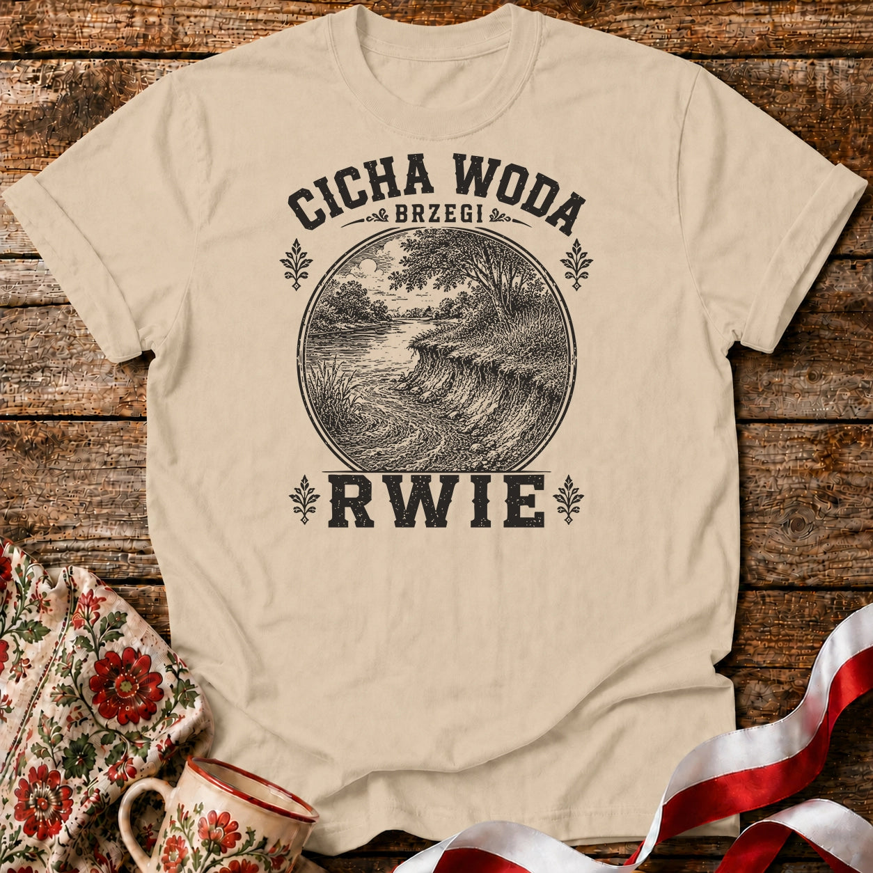 Cicha Woda Brzegi Rwie Unisex T-Shirt