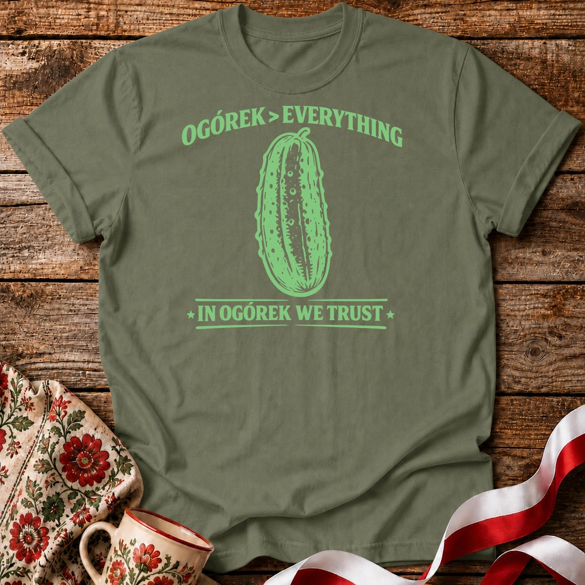 Ogórek Over Everything Unisex T-Shirt