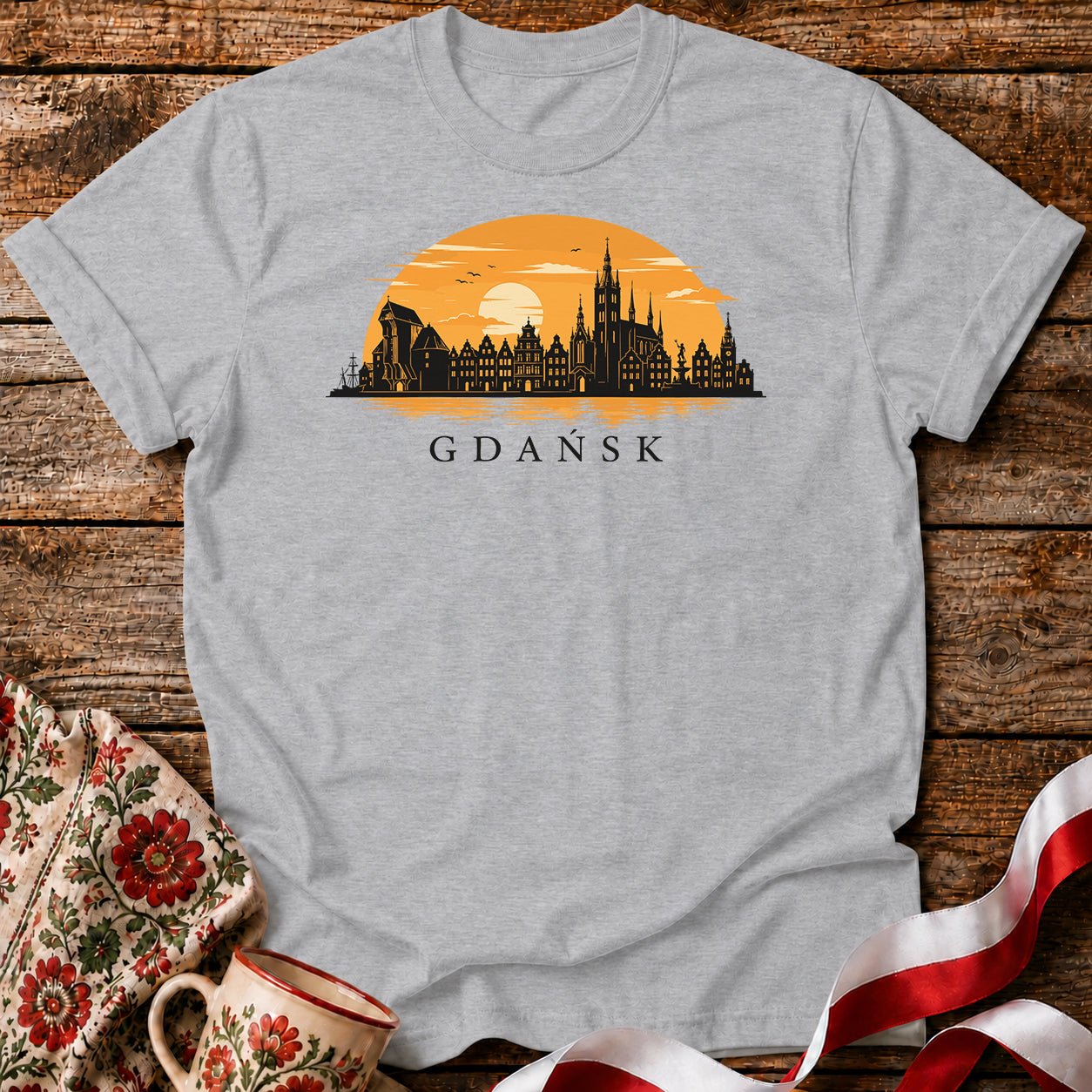 Gdańsk Golden Sunset Polish City Unisex T-Shirt
