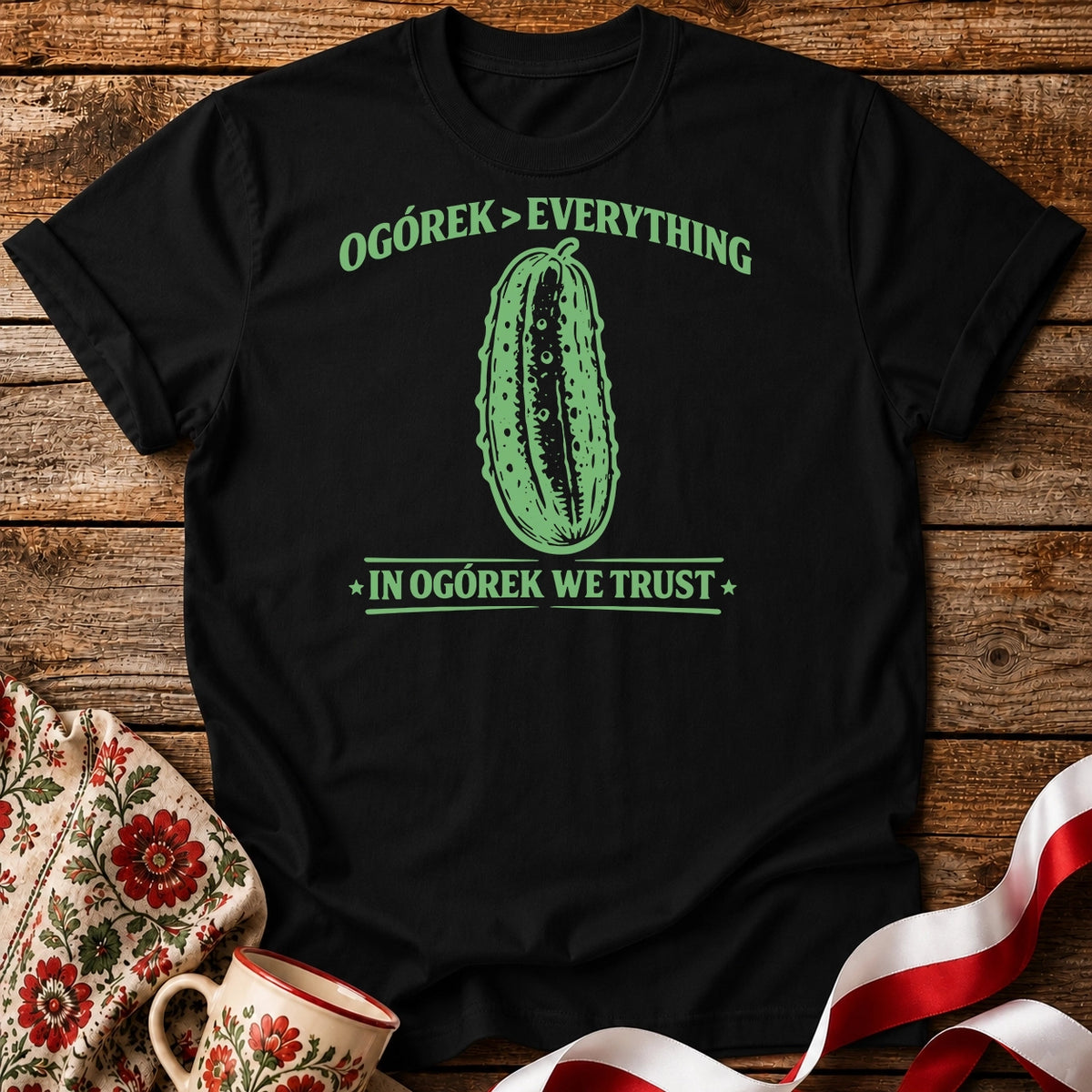 Ogórek Over Everything Unisex T-Shirt