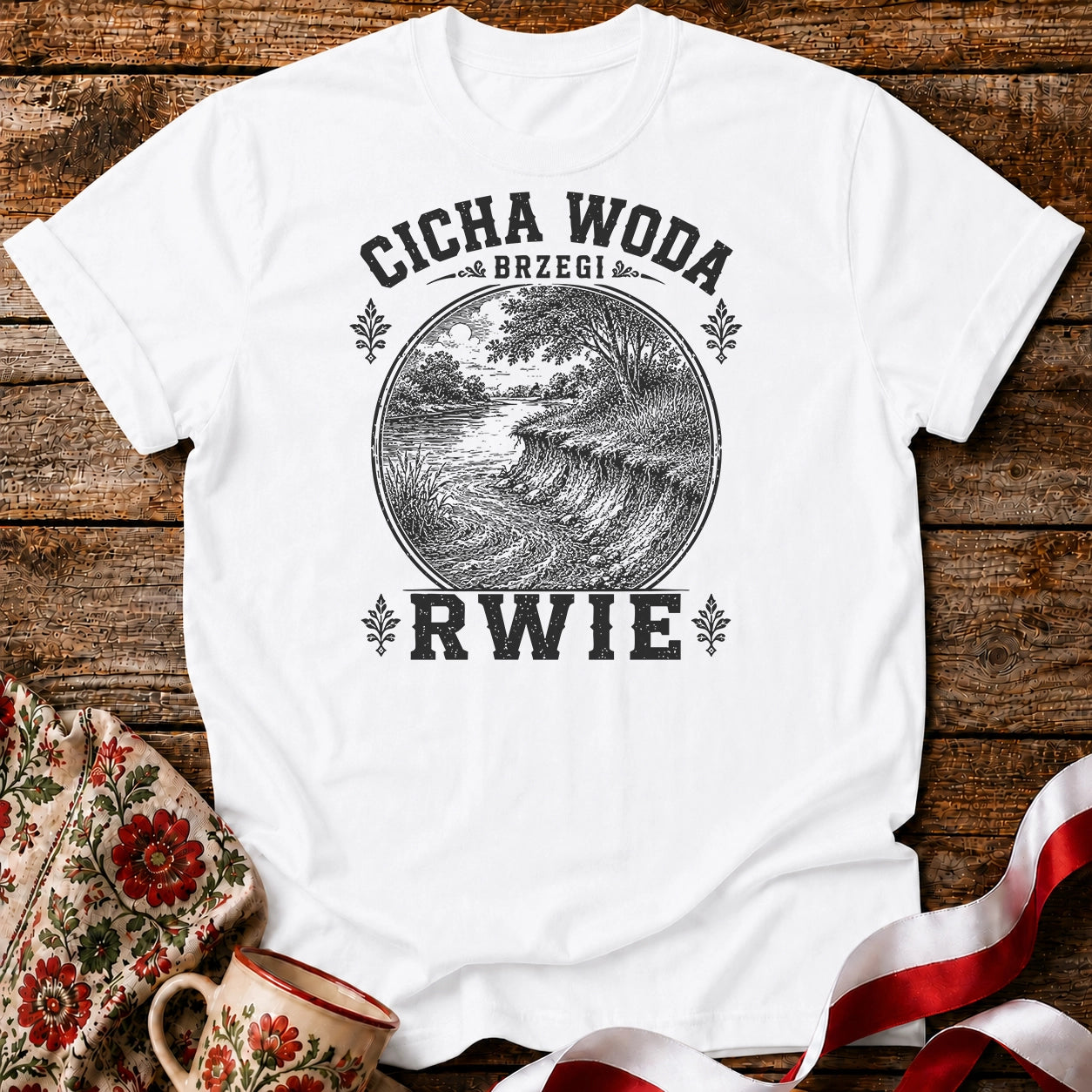 Cicha Woda Brzegi Rwie Unisex T-Shirt