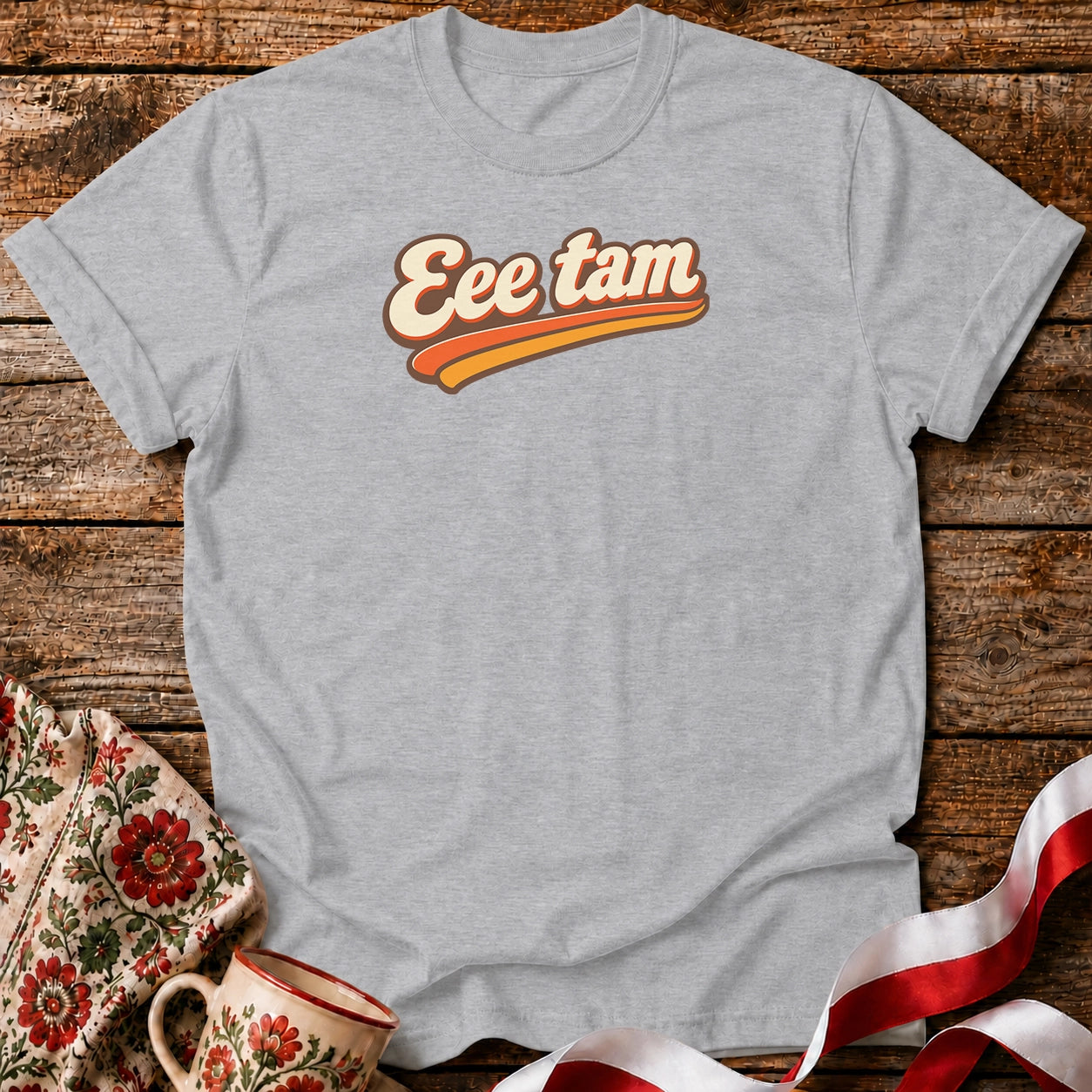 Eee Tam Retro Unisex T-Shirt