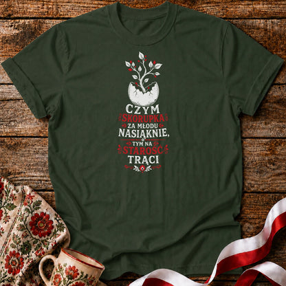 Czym Skorupka Nasiąknie Unisex T-Shirt